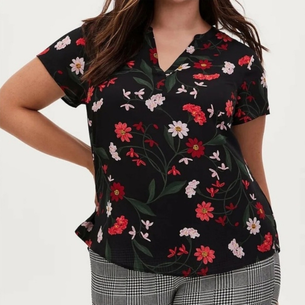 Torrid Georgette Black Floral Split Neck Blouse